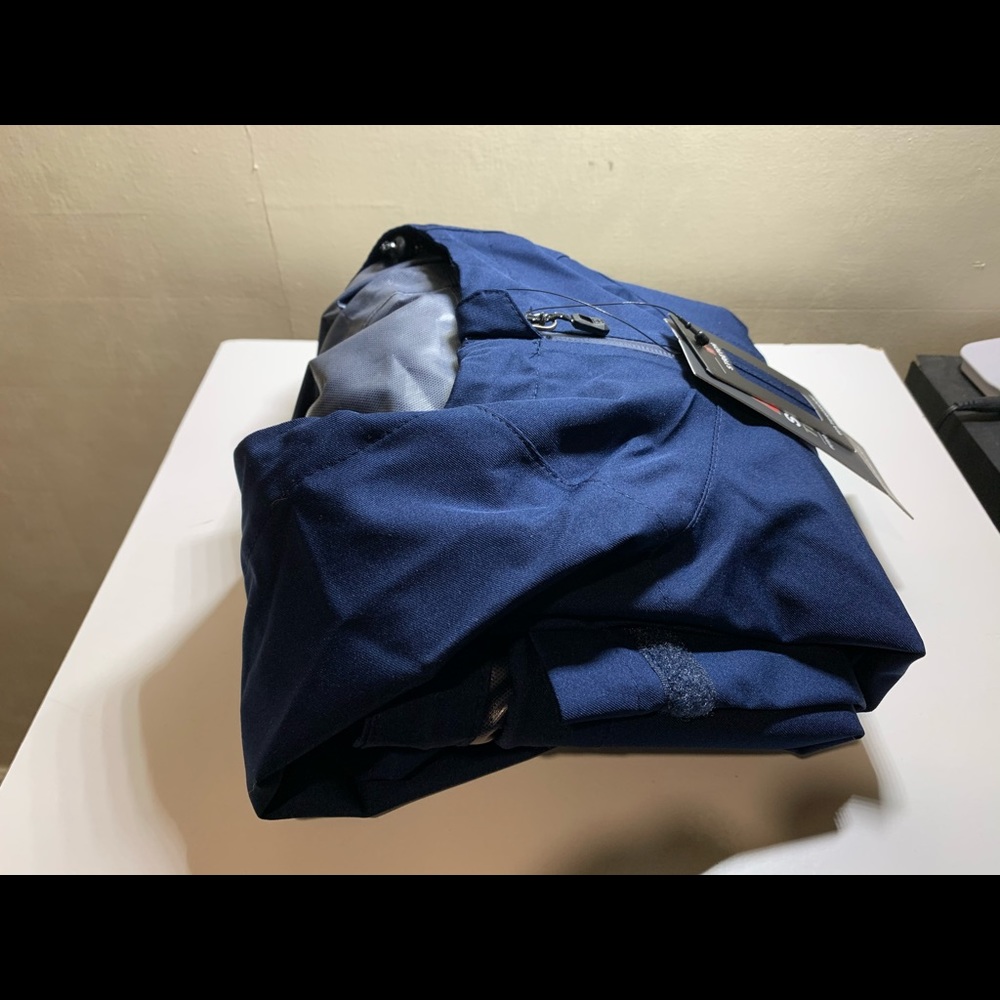 Swiss Tech Men's Rainshell Jacket - Picture 7 of 9